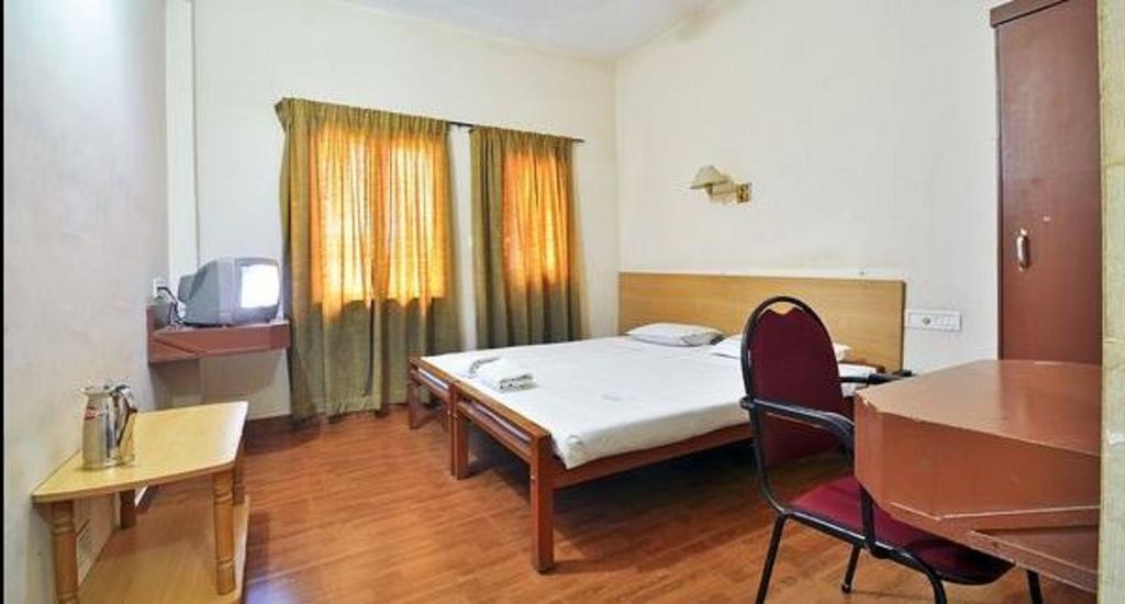 Hotel Srinivas Kochi Dış mekan fotoğraf