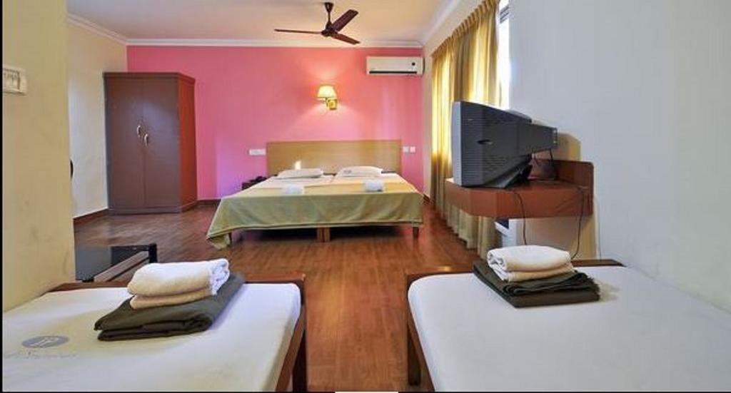 Hotel Srinivas Kochi Dış mekan fotoğraf