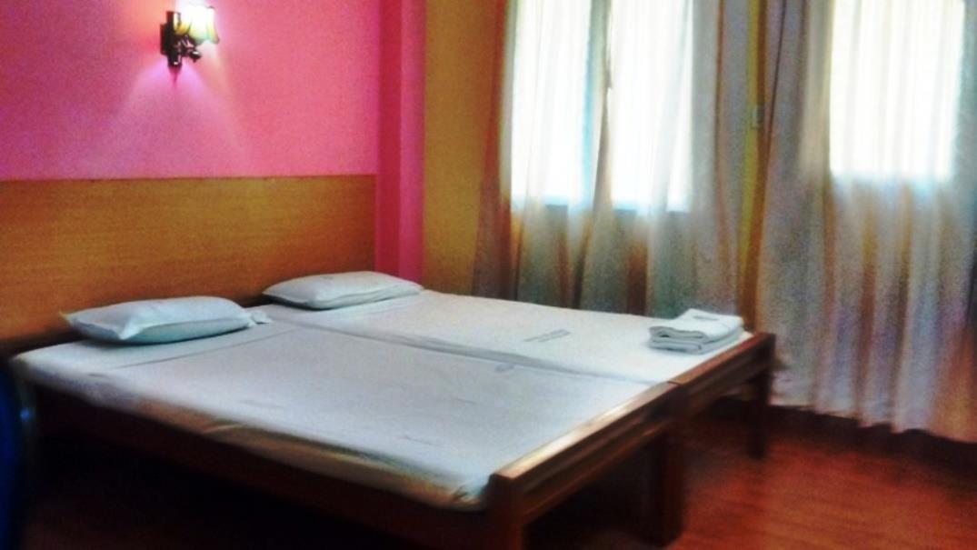 Hotel Srinivas Kochi Dış mekan fotoğraf